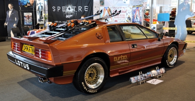 lotus_esprit_james-bond