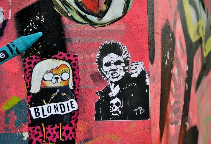 sticker_street-art